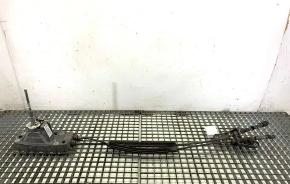 Volkswagen PASSAT B6 Gear shift rod 3C0711049L