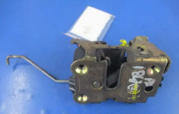 Opel Movano A Front door lock