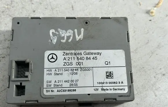Mercedes-Benz E W211 Gateway control module A2115408445 A2114420027 A2115408245