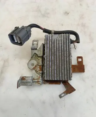 Coolant fan relay