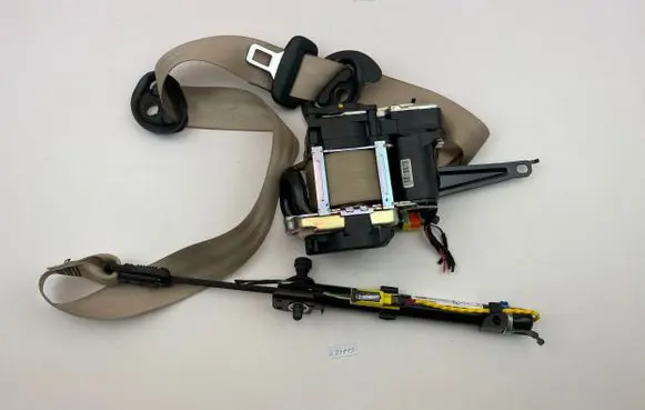 Audi Q5 SQ5 Front seatbelt 641270500A R345D170895