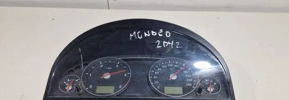 Ford Mondeo Mk III Speedometer (instrument cluster) 3S7F108412