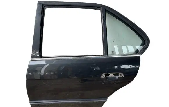 BMW 5 E34 Rear door