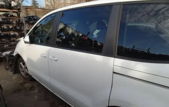 Seat Alhambra (Mk2) Rear door