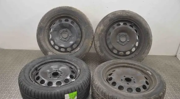 Volkswagen Jetta VI R16 steel rim ET50 5K0601027A