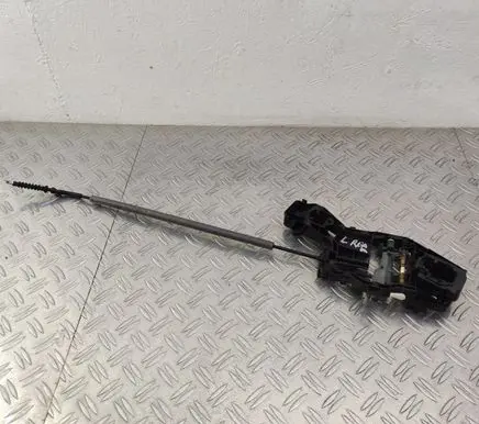 Rear door exterior handle/bracket