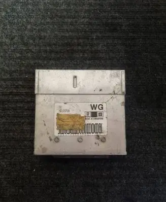 Opel Vectra B Engine control unit/module 16133759 863759S00
