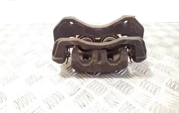 Mitsubishi Outlander Front brake caliper