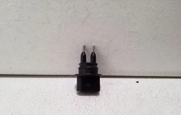 Bentley Continental Windshield washer fluid level sensor 7M0919376