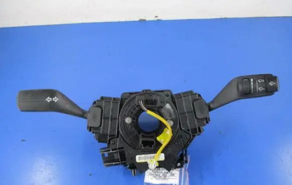 Ford Focus C-MAX Other switches/knobs/shifts 4M5T-13N064-E