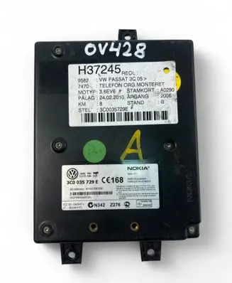 Volkswagen PASSAT B6 Bluetooth control unit module 3C0035729E