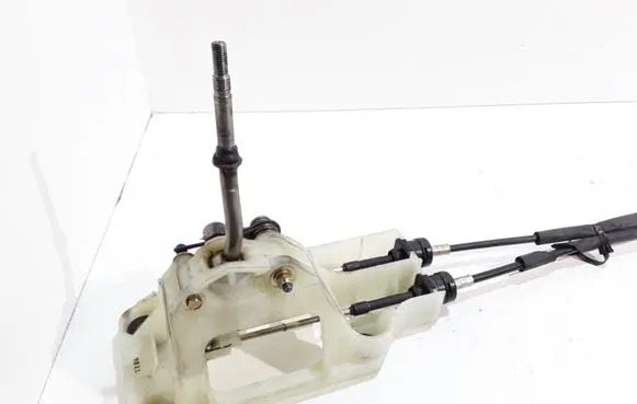 Mitsubishi Lancer Gear shifter/selector 7311