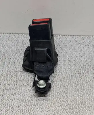 Toyota Prius (XW50) Middle seatbelt buckle (rear) 6236294 K12ATPC