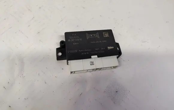 Citroen C4 Cactus Parking PDC control unit/module 9828750980