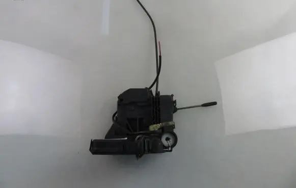 Mercedes-Benz C AMG W203 Front door lock 