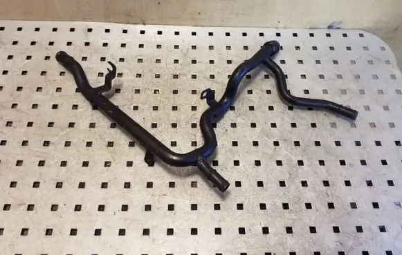 Audi A3 S3 8P Engine coolant pipe/hose 03G121065AE