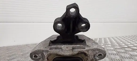 Opel Astra J Engine mount bracket 13248549