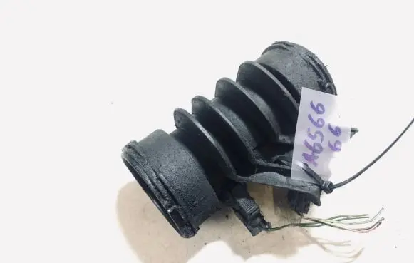 Mercedes-Benz C W203 Mass air flow meter a2035200095 a0041533128
