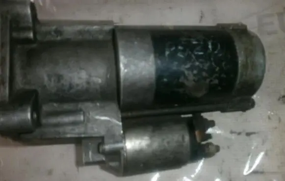 Peugeot 405 Starter motor M1T50172