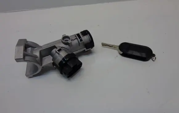 Peugeot Boxer Ignition lock 20GP25