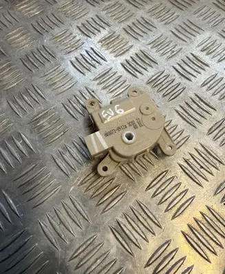 KIA EV6 Air flap motor/actuator H400730912