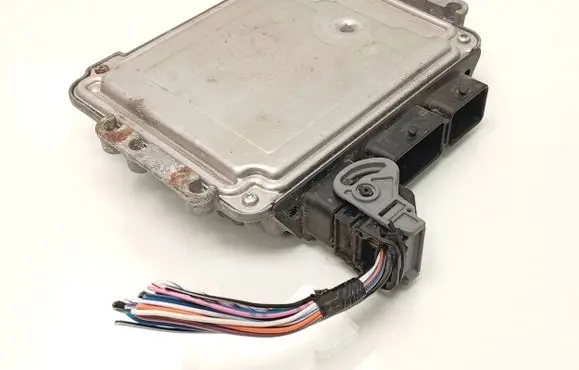 Suzuki Grand Vitara II Engine control unit/module 8200518648 8200634611