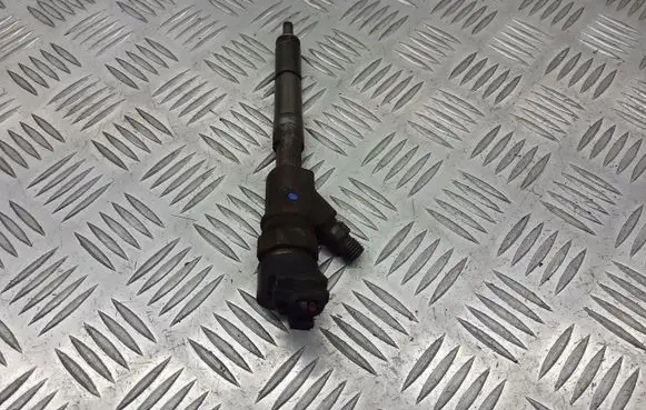 Toyota Yaris Fuel injectors set 0445110215
