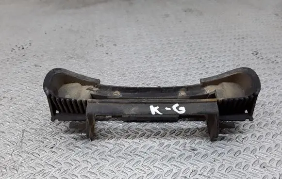 Rear door exterior handle/bracket