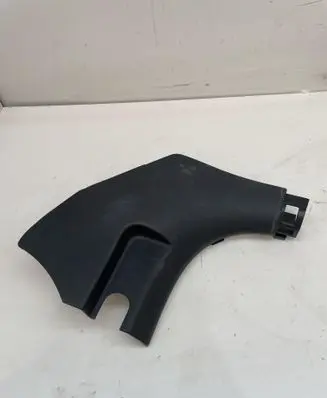 Foot area side trim