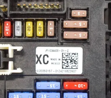 Tesla Model X Fuse box set 103440901C