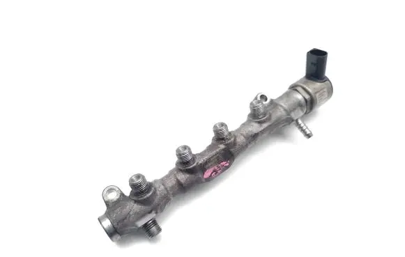 Skoda Octavia Mk3 (5E) Fuel main line pipe 04L130764B 04L130089F