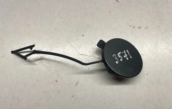 Volkswagen Touareg III Front tow hook cap/cover 760807156