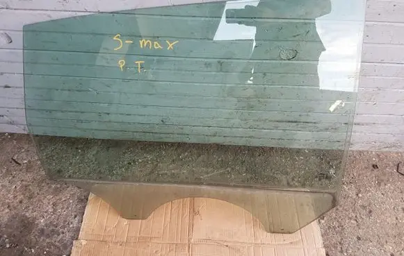 Ford S-MAX Rear side window
