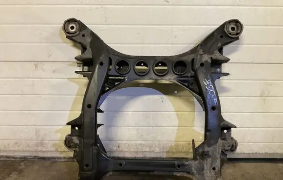 Volkswagen Touareg II Front subframe 7L0499314C