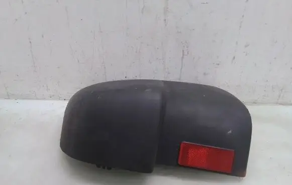 Rear bumper corner part panel trim