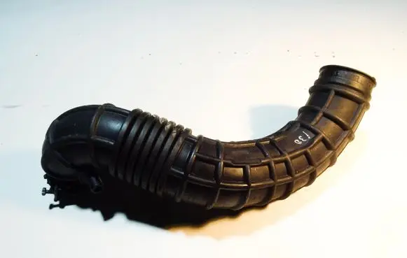 Hyundai i30 Turbo air intake inlet pipe/hose 281381R200