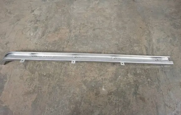 Volkswagen Transporter - Caravelle T5 Sliding door bottom rail 7H3843872AA
