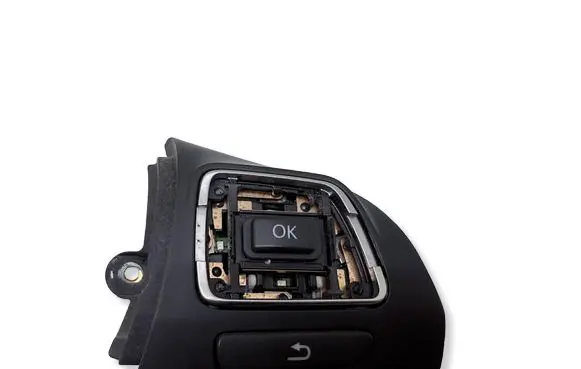 Volkswagen Golf VI Steering wheel buttons/switches 5C0959538A