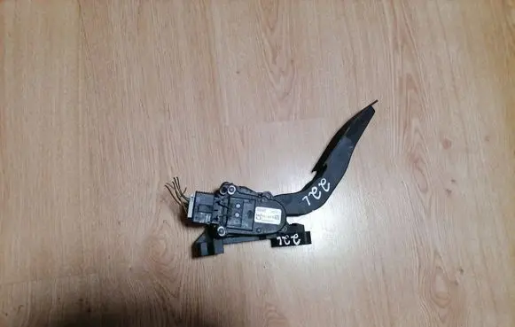 Opel Signum Accelerator throttle pedal 6PV00832200 9186724CE