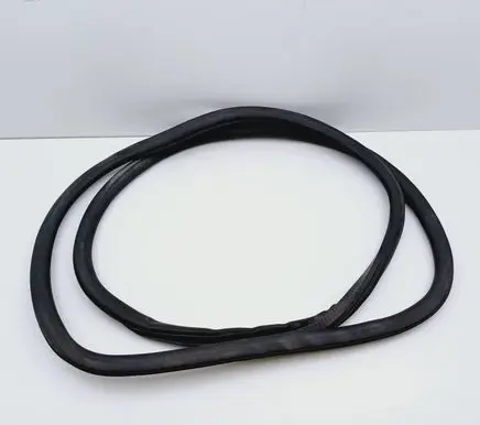Audi A4 S4 B7 8E 8H Rear door rubber seal (on body) 8E9833721