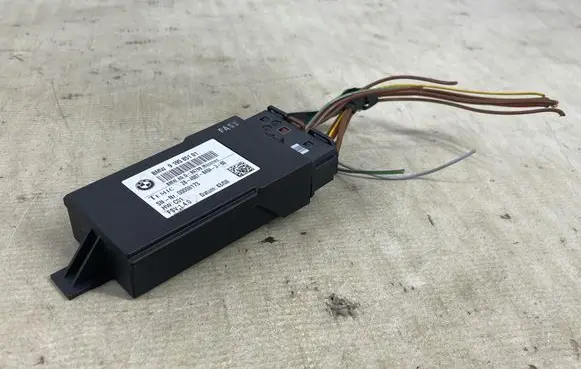 BMW 7 F01 F02 F03 F04 Seat heating relay 9195851
