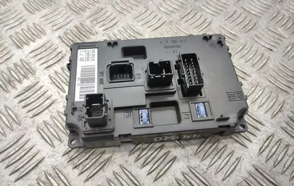 Peugeot 3008 I Comfort/convenience module 9665778480