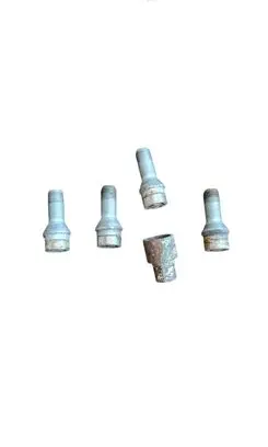 BMW X5 E70 Anti-theft wheel nuts and lock 