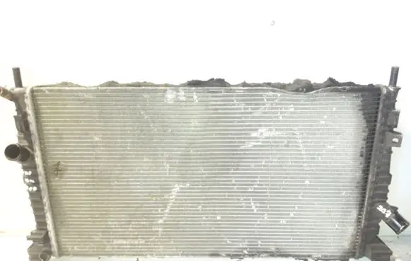 Ford Focus Coolant radiator 3M5H8005TL
