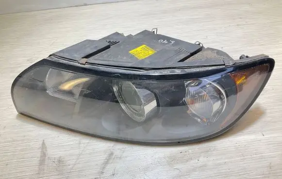 Volvo S40 Headlight/headlamp 30698879