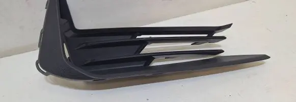 Chevrolet Camaro Front bumper lower grill 84524886