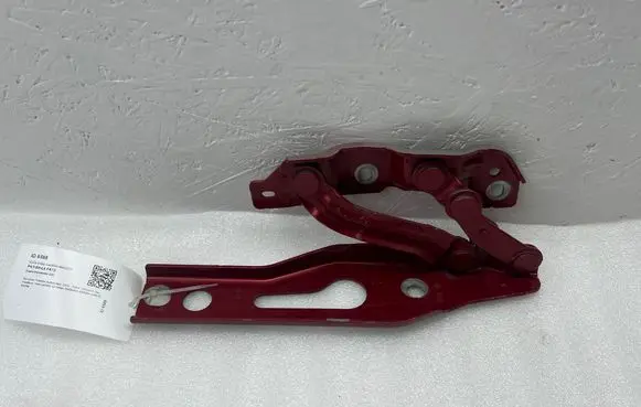 Engine bonnet/hood hinges