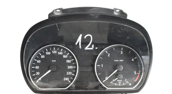 BMW 1 E81 E87 Speedometer (instrument cluster) 6983531