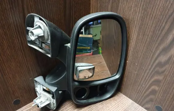 Nissan Primastar Front door electric wing mirror 9630100QAM 9630100Q0A