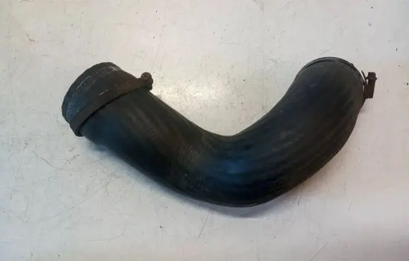 Volvo XC60 Intercooler hose/pipe 31274103